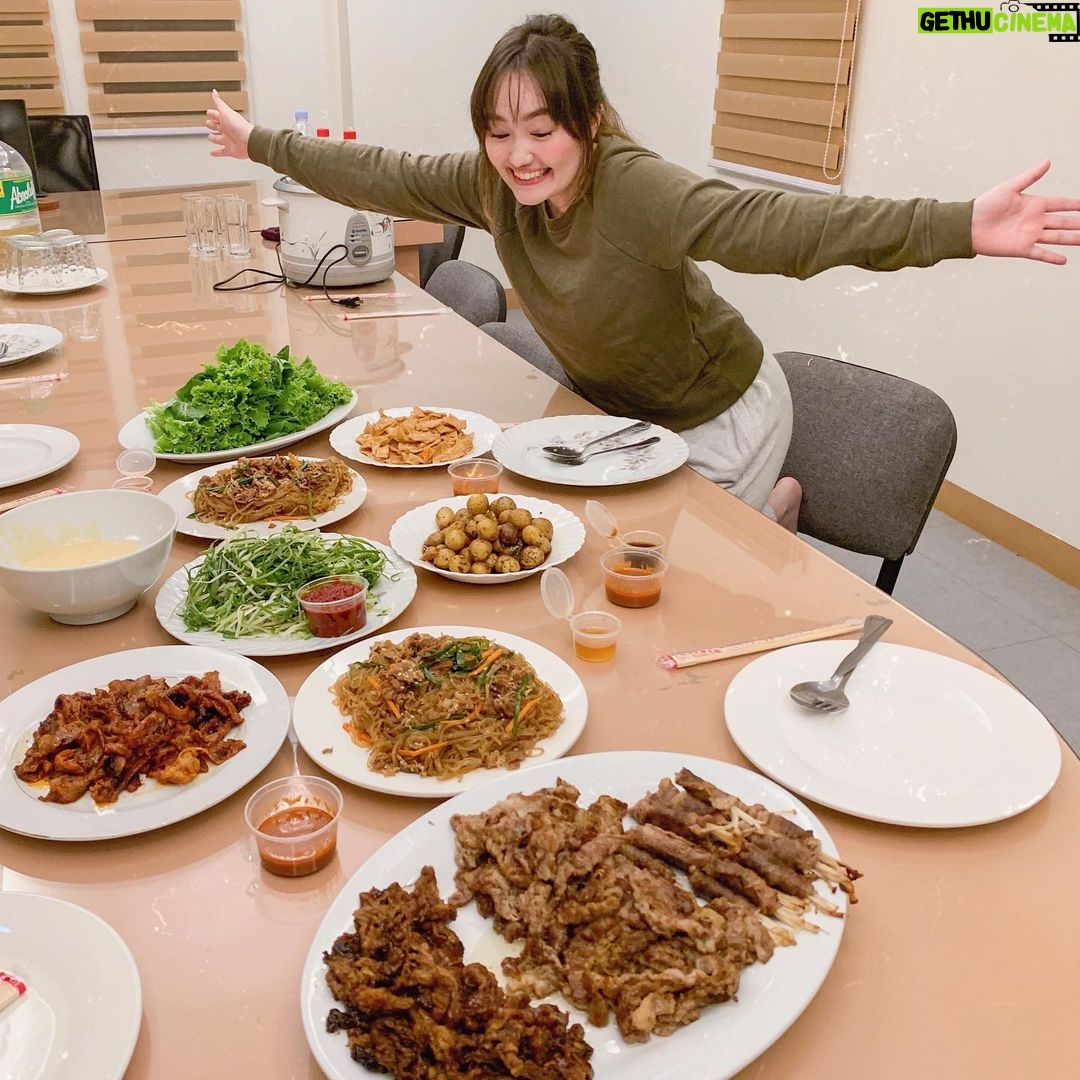 Mika Dela Cruz Instagram - samgyup for dinnerr!!! thank you @samgyupontheway huhu sobrang happy ng tummy ko ā¤ļø you guys can order thru their website: www.samgyupontheway.com use the promo code SAMGYUPOTW100, to get Php 100 discount for a minimum transaction of Php 1,000 š