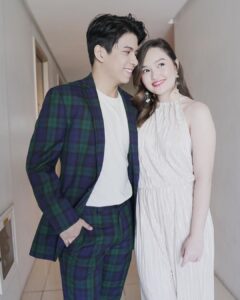 Mika Dela Cruz Instagram - happy 2nd year, ngetchi! @zackwey 🌻❤️