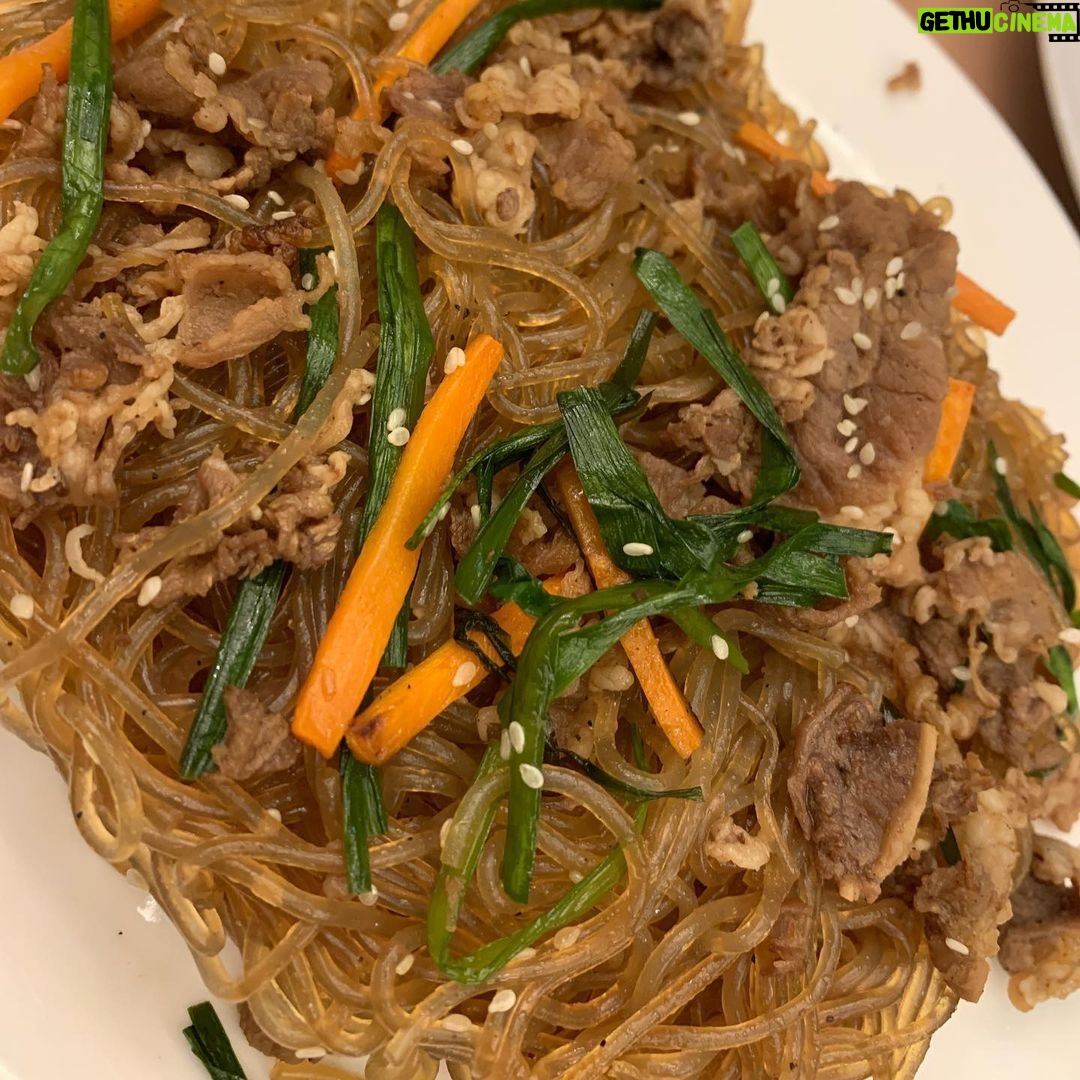 Mika Dela Cruz Instagram - samgyup for dinnerr!!! thank you @samgyupontheway huhu sobrang happy ng tummy ko ā¤ļø you guys can order thru their website: www.samgyupontheway.com use the promo code SAMGYUPOTW100, to get Php 100 discount for a minimum transaction of Php 1,000 š