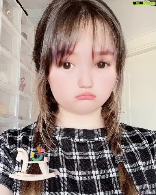 Mika Dela Cruz Instagram - girls vs boys? 😂💖🐣 #babyfilter