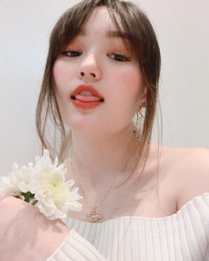 Mika Dela Cruz Instagram - whatcha think? ⚡️💬 had a mini photoshoot at home last night and because i couldn’t choose pinost ko nalang lahat 🙈 wearing some pieces by @getceleste i love how aesthetic and minimalistic they are!! perfect for everyday 💖 also, for those who wanna recreate this japanese kawaii kind of makeup look i simply used my holy grail lip and cheek tint from @prettysecretph and just added some clear lip gloss on top! ✨☺️