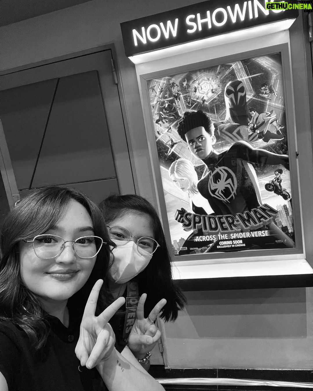 Mika Dela Cruz Instagram - featuring: last week’s camera roll