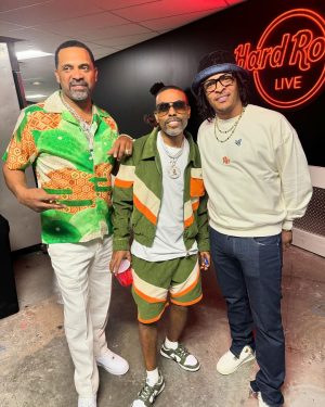 Mike Epps Instagram - Miami nights @lilduval @tip #wetheonestour