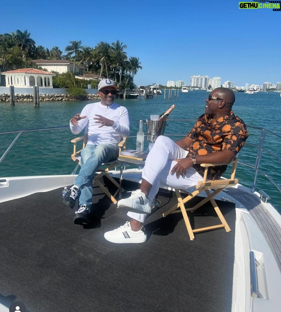 Mike Epps Instagram - Shout out to @millionairemoneymoves for having on his new show “wealth on the water “ we talked about great business opportunities buying back the block