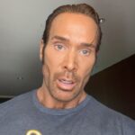 Mike O’Hearn Instagram – 4 mil and I oil up like @noeldeyzel_bodybuilder

5 % fat at 261 pounds Your Mom’s House