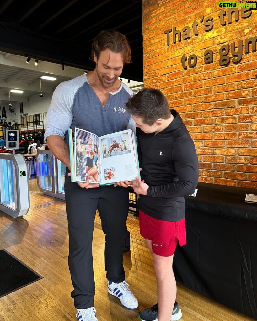 Mike O'Hearn Instagram - What an awesome week in California thanks to @goldsgymvenice1 for your hospitality I cannot describe the feeling looking through @schwarzenegger album with @mikeohearn Two gentlemen I’ve had the privilege of learning from. #greenrangerkyle #bodybuilding #bodybuilder #downsyndrome #downsyndromebodybuilder #emdstigma #fitness #motivation #fyp #fypシ #foryoupage #explorepage Golds Gym Venice Beach