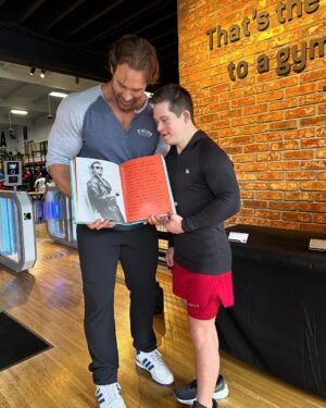 Mike O'Hearn Instagram - What an awesome week in California thanks to @goldsgymvenice1 for your hospitality 

I cannot describe the feeling looking through @schwarzenegger album with @mikeohearn  Two gentlemen I’ve had the privilege of learning from. 

#greenrangerkyle #bodybuilding #bodybuilder #downsyndrome #downsyndromebodybuilder #emdstigma #fitness #motivation #fyp #fypシ #foryoupage #explorepage