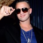 Mike Sorrentino Instagram - “People think they know about The Situation – they have no idea” Mike The Situation, known for fist-pumping, bottle-popping, and ripped abs shares another side of himself with ABC News’ @thestephanieramos “The Situation: Drugs & Sex On The Jersey Shore” — the latest episode of IMPACT x Nightline — is now streaming on #hulu #jerseyshore #jersday