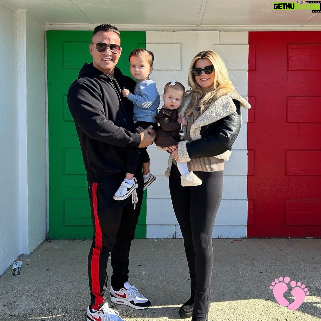 Mike Sorrentino Instagram - SO EXCITED WE’RE HAVING A LITTLE GIRL !!! MARCH 2024 💕 🇮🇹