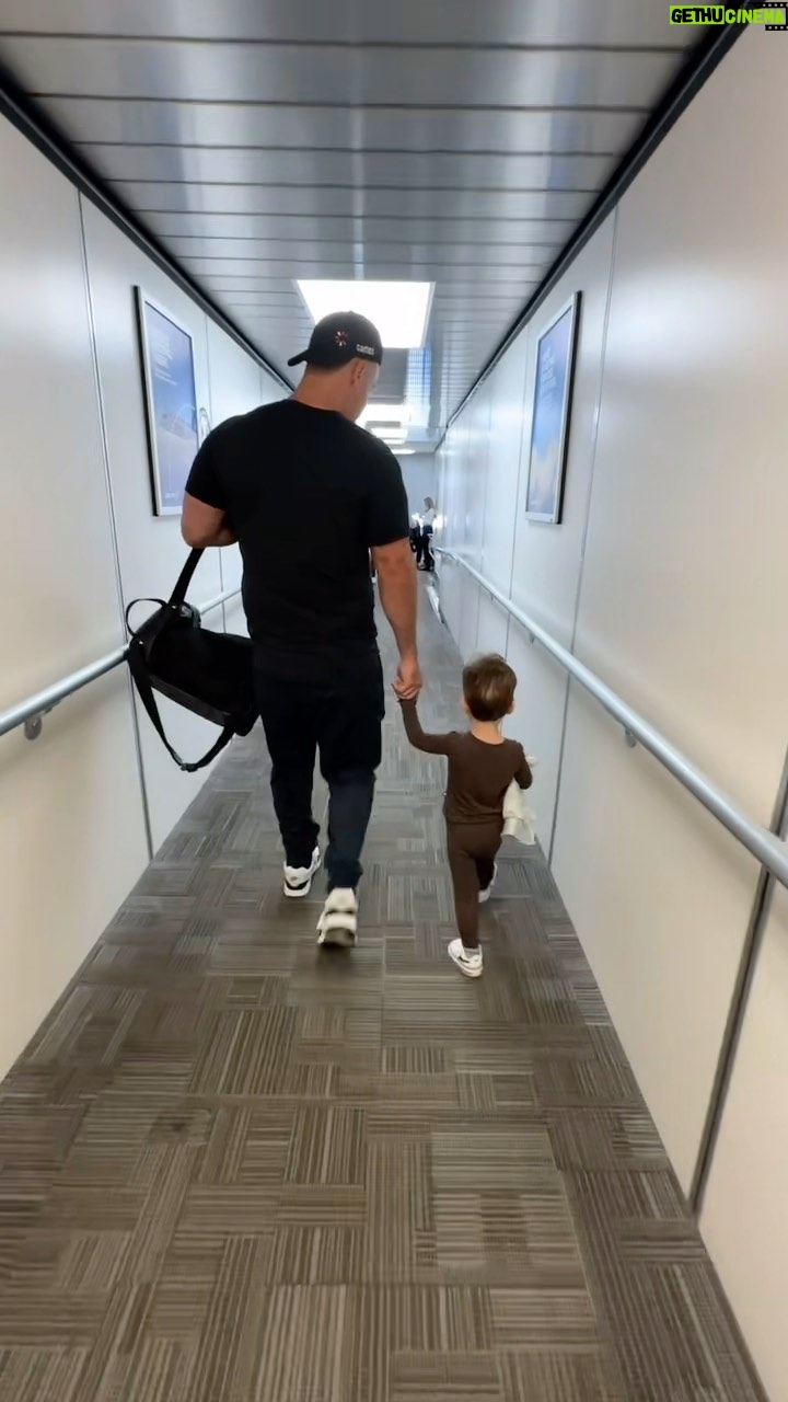 Mike Sorrentino Instagram - I didn’t get what I prayed for until I became the person that should receive it #soberdad