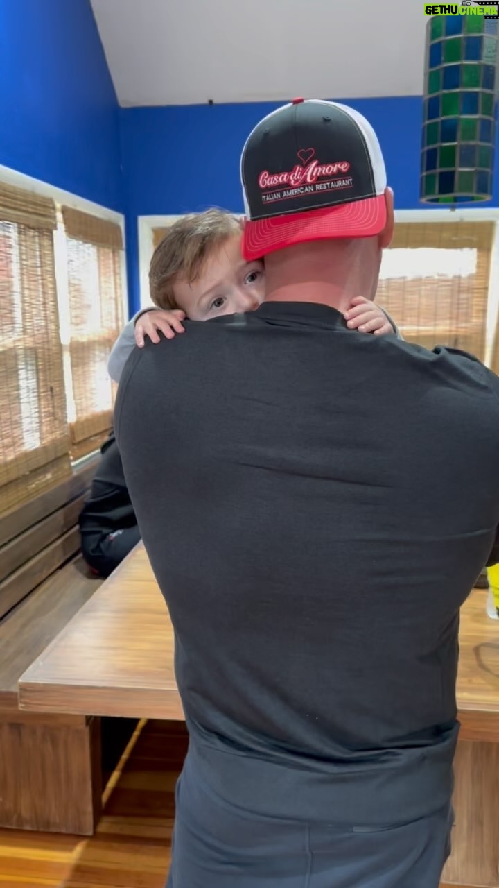 Mike Sorrentino - 148.2K Likes - My biggest flex is being a sober dad #happynationalsonsday 💙