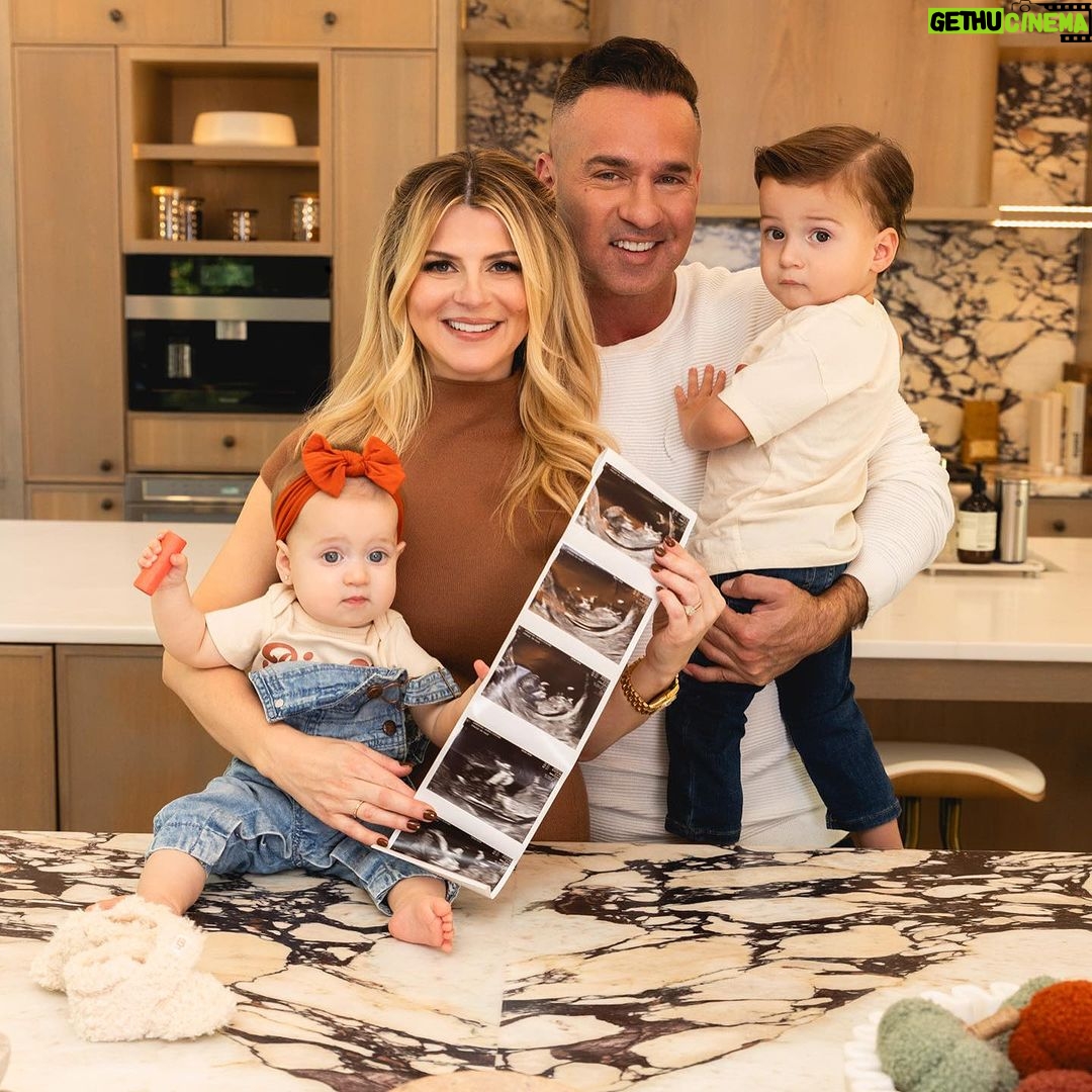 Mike Sorrentino - 98.7K Likes - If she doesn’t scrapbook for you it’s not real🥺#wemetincollege #5yearweddinganniversary