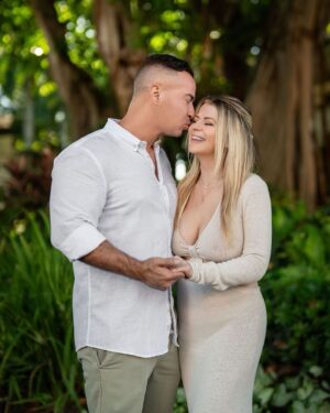 Mike Sorrentino Instagram - The most important thing in the world is
family. 

Hotel : @thebocaraton 
📸 credit : @munozphotography