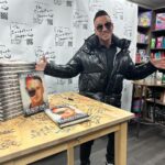 Mike Sorrentino Instagram - My two moods 😃