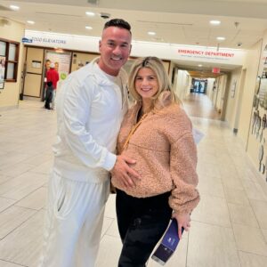 Mike Sorrentino Instagram - Gym Tan Situation Family of 5 ‼️

We are overjoyed to announce the newest member of our growing Italian family. Luna Lucia Sorrentino 🌙 born March 6th 2024 at 3:49pm weighing in at 5 pounds 6 ounces and 18.25 inches in length. 3 under 3 will be quite the situation but we wouldn’t have it any other way 🍼