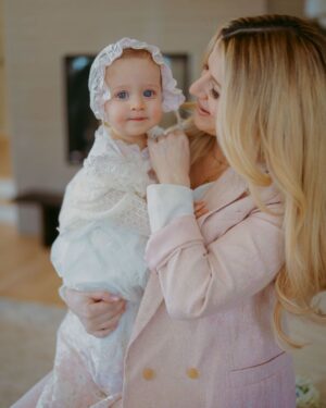 Mike Sorrentino Instagram - God is good ⛪️

📸 credit @magicmomentsnj 
Baby outfits @babybeauandbelle 
Hair @kevinkelly.hair 
Makeup @lauren_damelio