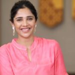 Milana Nagaraj Instagram – ನಿಮ್ಮೆಲ್ಲರ ಹೃದಯಗಳಲ್ಲಿ …ಹೊಸತೊಂದು ಜಾಗ ಖರೀದಿ ಮಾಡಿ …. ಅದನ್ನು ರಿಜಿಸ್ಟರ್ ಮಾಡಲು ಬರ್ತಿದೆ … “FOR REGISTRATION “ ಚಿತ್ರ 
ಅದರ ಒಂದು ಝಲಕ್ !!!! ಇಲ್ಲಿದೆ 
Full Epsiode coming soon only on #anushreeanchoryoutubechannel