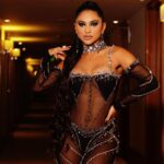 Mileide Mihaile Instagram - Um dump super especial para finalizar a temporada do #CarnavalDaMileide2024 que pra mim foi uma das mais especiais que vivi até então. Como está a expectativa de vocês para esse ano? o meu ano só começa agora depois do carnaval! ❤️✨