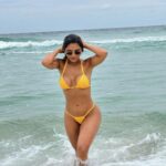 Mileide Mihaile Instagram - Toda maliciosa pelo Rildly! 🥵🏖️