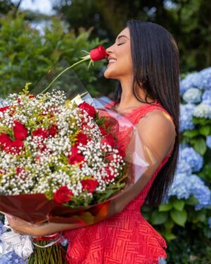 Mileide Mihaile Instagram - Feliz Natal a todas as famílias! Que todos possam estar ao lado de quem mais amam. E viva nosso Senhor Jesus, que é o verdadeiro sentido do Natal! ❤️

Clicks @lumierefotogramado