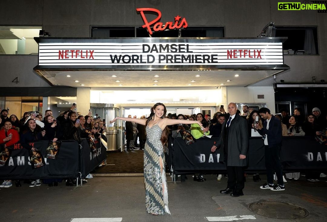 Millie Bobby Brown Instagram - damsel premiere 🐉