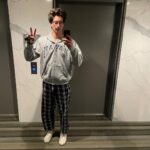 Milo Manheim Instagram - My birthday wish is that y’all watch school spirits🤍 21 WAS ONE FOR THE BOOKS LETS DO IT AGAIN THIS YEAR