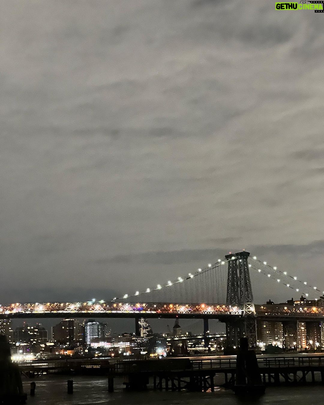 Mina El Hammani Instagram - We did it π₯Ή demasiado in love with this city π Always with my partner in crime @lauramontesinos43 π«Άπ½ Gracias a @maria_lopezgarcia @thejonrod & @ralgraphy por ser los mejores anfitriones ever Volveremos β¨ @flywithlevel π