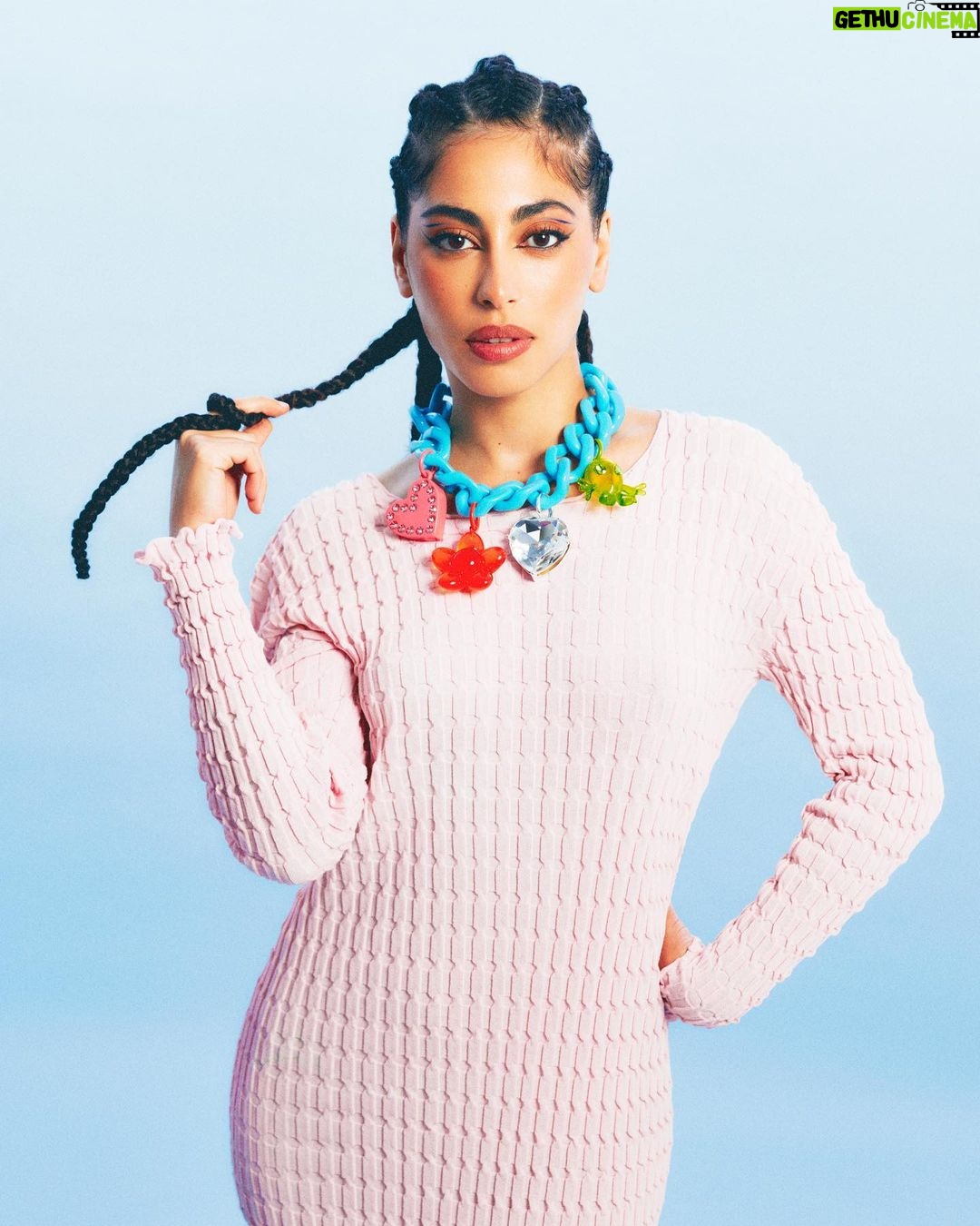 Mina El Hammani Instagram - 💕 @glamourspain 💕