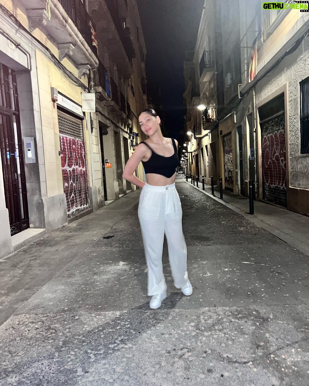 Mina El Hammani Instagram - Todo está ok