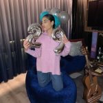 Mina El Hammani Instagram – Cumplir años rodeada de gente que amo y adoro y respeto es de las mejores sensaciones que puedo vivir🥹
Gracias amigxs por estar siempre💕 a mi @alfonsnieto por hacerme las mejores sorpresas y estar siempre a mi lado🥹
A mis amigas bellas por alegrarme cada segundo de la vida ♥️
A @hrhmadrid por ser los mejores anfitriones y vivir esta experiencia con vosotros 🖤
Gracias a todxs por las felicitaciones 🥹♥️
Soy una mujer muy afortunada✨
Gracias vida 🌹 Hard Rock Hotel Madrid