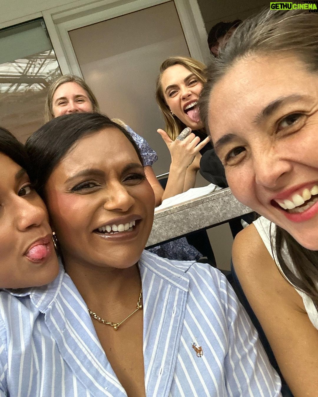 Mindy Kaling Instagram - Witnessed @cocogauff become the US Open CHAMPION today and wept like she was my own daughter. Pretty weird of me. Loved seeing this incredible match with my pals, and being guest of the generous icon @ralphlauren. @usopen I love you and I LOVE YOU COCO!