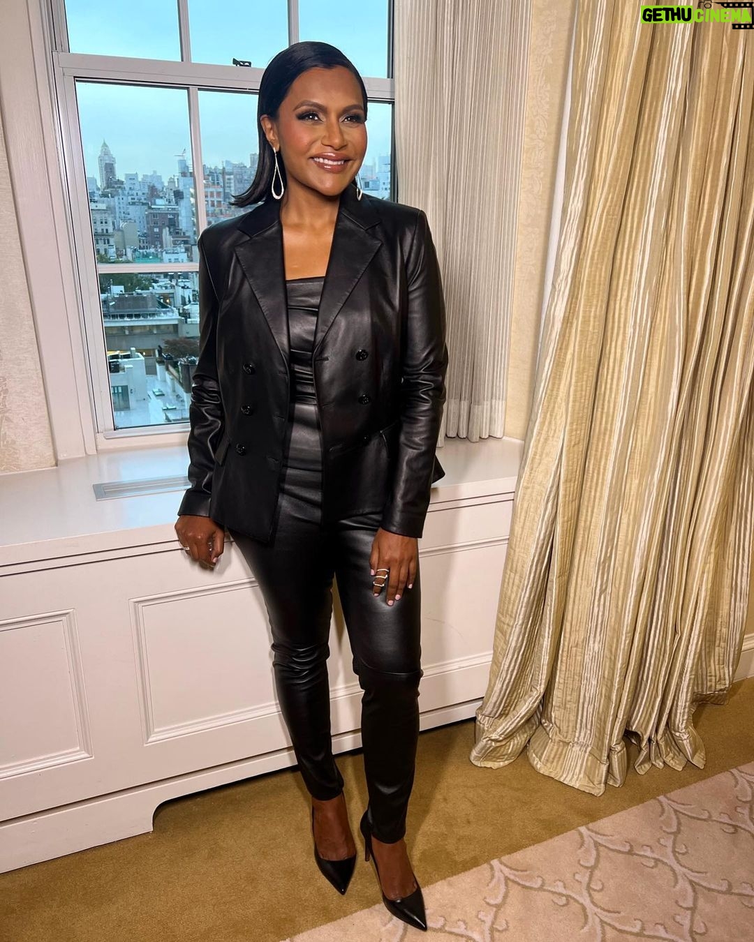 Mindy Kaling Instagram - 🖤Thanks for having me @ralphlauren 🖤