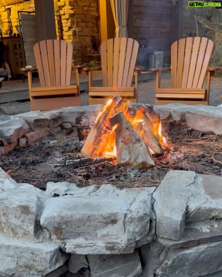 Mindy Kaling Instagram - Montana has it all. River rafting, hiking, The Blackfoot River, campfires, s’mores and the full remains of a deer skeleton. You could not ask for more.