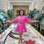 Mindy Kaling Instagram - Vegas pt. 2 👯‍♀️🍾❤️ @wynnlasvegas