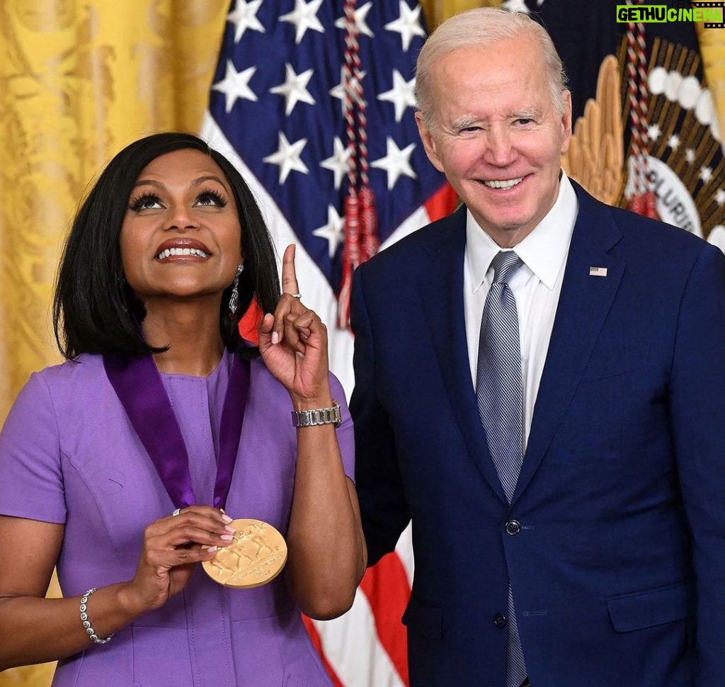 Mindy Kaling Instagram - A little while ago, I got a call from Dr. Maria Rosario Jackson that the National Endowment of the Arts and the office of the President wanted to give me the National Medal of Arts for my work in television and as an author. I’m still processing how to receive the news. Yesterday, I went with my family to receive the medal at the White House. To hear the President speak about my parents, their journey to the United States, my late mother’s dreams for me, and the power of comedy to make people understand each other was almost too much to take in. It didn’t feel real! I mean, I was sitting next to GLADYS KNIGHT. I guess I just want to express my heartfelt gratitude to @potus, @neaarts and @kamalaharris. And to say I promise to spend the rest of my life earning this medal because I don’t feel like I’ve earned it yet. I wish my mom could have been there, but what are you gonna do. Nothing is perfect, but yesterday was pretty close. I love everyone. Thanks @katelinden, Vinay Reddy and @picsschmicks for helping it all happen. ❤️ The White House