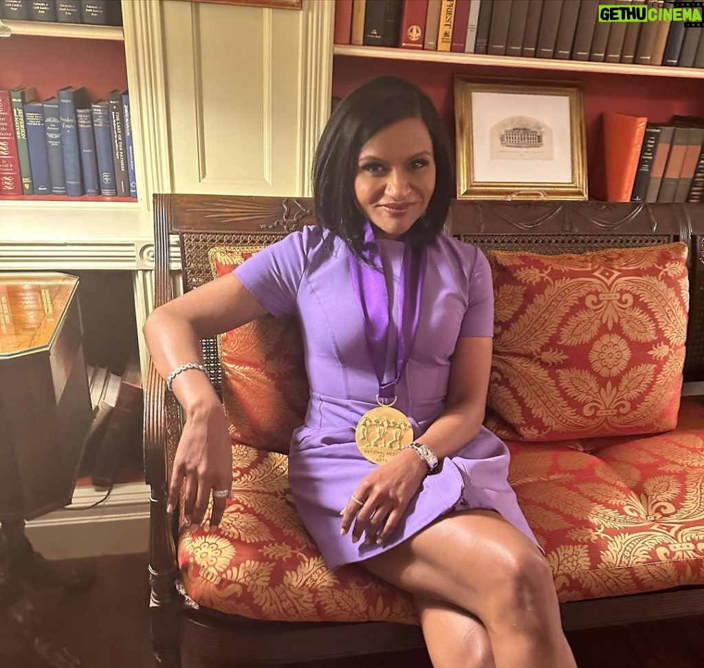 Mindy Kaling Instagram - A little while ago, I got a call from Dr. Maria Rosario Jackson that the National Endowment of the Arts and the office of the President wanted to give me the National Medal of Arts for my work in television and as an author. I’m still processing how to receive the news. Yesterday, I went with my family to receive the medal at the White House. To hear the President speak about my parents, their journey to the United States, my late mother’s dreams for me, and the power of comedy to make people understand each other was almost too much to take in. It didn’t feel real! I mean, I was sitting next to GLADYS KNIGHT. I guess I just want to express my heartfelt gratitude to @potus, @neaarts and @kamalaharris. And to say I promise to spend the rest of my life earning this medal because I don’t feel like I’ve earned it yet. I wish my mom could have been there, but what are you gonna do. Nothing is perfect, but yesterday was pretty close. I love everyone. Thanks @katelinden, Vinay Reddy and @picsschmicks for helping it all happen. ❤️ The White House
