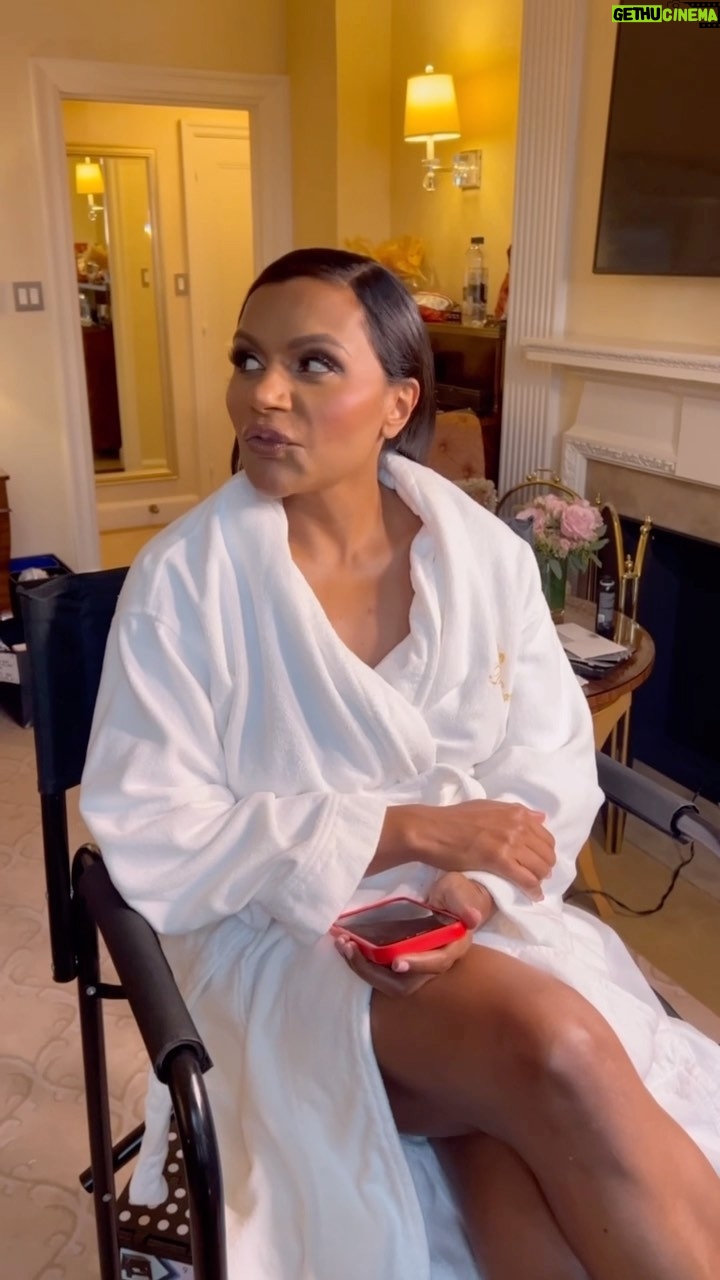 Mindy Kaling Instagram - I would love to live in New York someday. It’s a big dream of mine. Work at corporate with Jan. That would be awesome. Go to Broadway shows, eat hot dogs. New York, New York