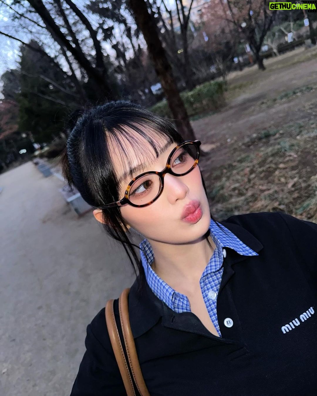 Minnie Instagram - 🤓🤎 @miumiu #miumiu #miumiuSS24