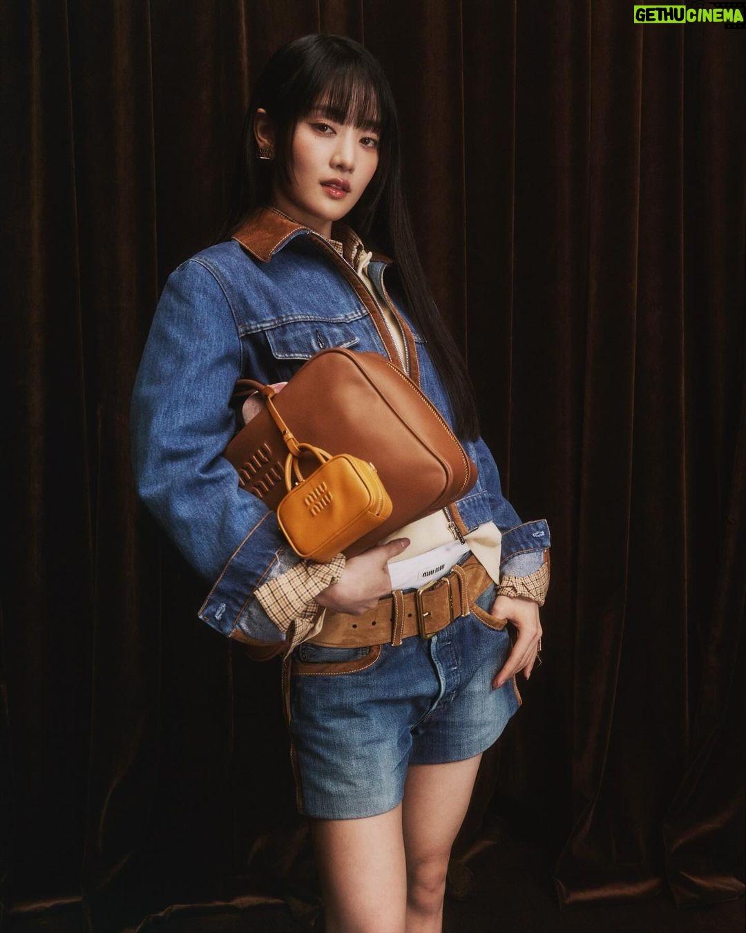 Minnie Instagram - Extremely grateful to be joining #MiuMiuFW24 π€ Thank you @miumiu so much for having me once again in Paris! A huge congratulations to #MiucciaPrada for another amazing show.ππΌThis collection is so beautiful I just can't wait to try them on!π