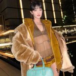 Minnie Instagram - Can't wait for the show! @miumiu 🤎✨ #MiuMiuSS24 #광고