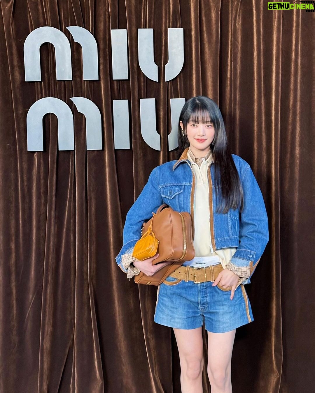 Minnie Instagram - Once in Paris with @miumiu 🥰✨ Paris, France