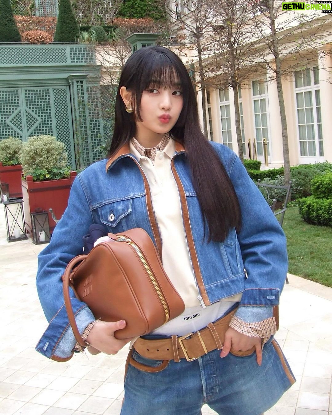 Minnie Instagram - Super Ready!🤎 #MiuMiuFW24 @MiuMiu #MiucciaPrada Paris, France