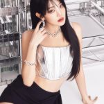 Minnie Instagram - 🖤✨ @cosmopolitankorea @pomellato