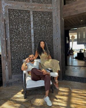 Miracle Watts Instagram - Today we walk into our 3rd year of love and friendship. Its been a rollercoaster, but I’ve always loved a GOOD RIDE lol 👅 🤍 I love this man, this good fine black man!! & when you got something good, you hold onto it! 
MY MAN, MY MAN, MY MAN #happyanniversary 
@miracleskloset