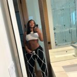 Miracle Watts Instagram - Hi mom. @dontletmomfindout