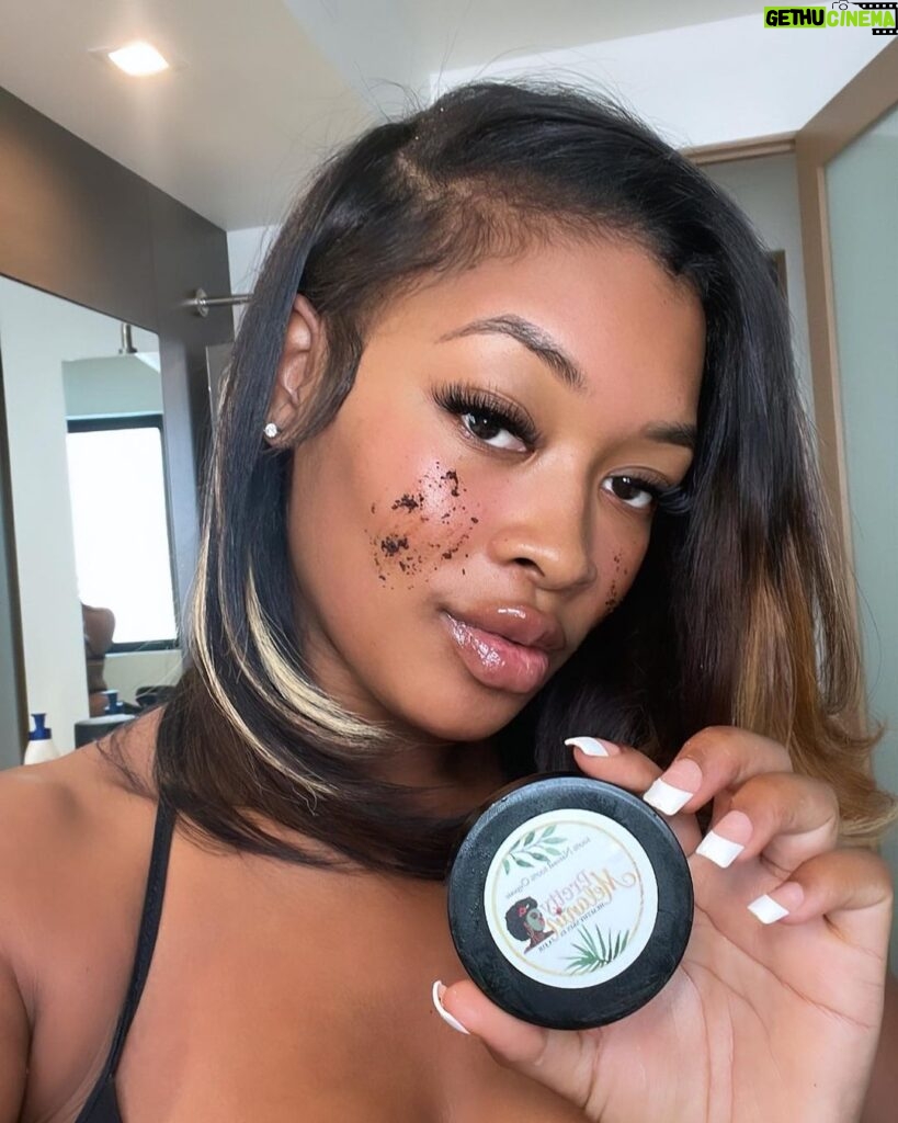 Miracle Watts Instagram - Exfoliate, thank me later. Btw this coffee scrub from @pretty_melanin_ is to die for !!!
