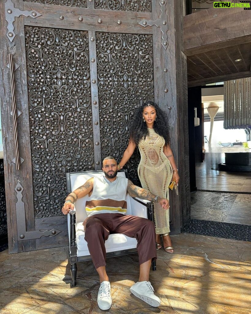 Miracle Watts Instagram - Today we walk into our 3rd year of love and friendship. Its been a rollercoaster, but I’ve always loved a GOOD RIDE lol 👅 🤍 I love this man, this good fine black man!! & when you got something good, you hold onto it! MY MAN, MY MAN, MY MAN #happyanniversary @miracleskloset