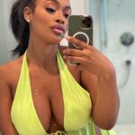 Miracle Watts Instagram – California Barbie 💕

Outfit @miracleskloset