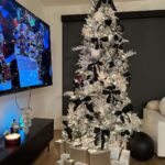 Miracle Watts Instagram – Our Christmas 🖤

I’ve been up 3 days straight, this was the best we could do lol