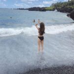 Miranda Cosgrove Instagram - Road to Hana 🚗🏝🐚